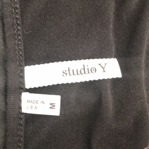 Studio Y, Chevron Metallic Black, and White Tank, Medium. - Picture 5 of 7